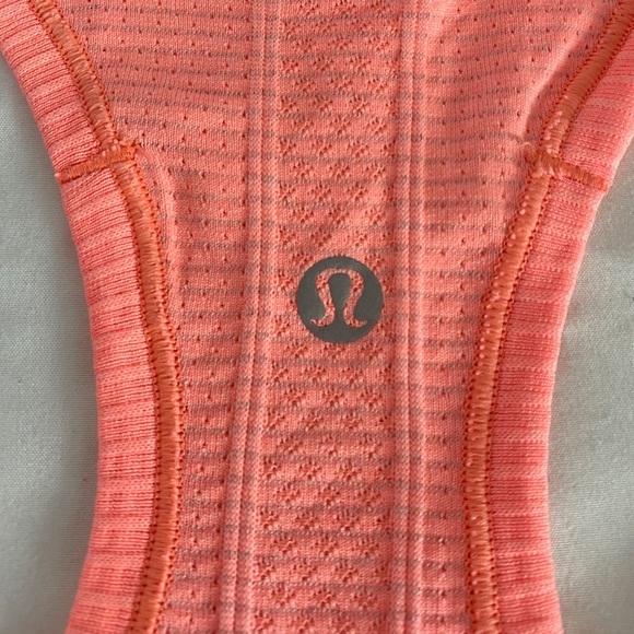 Lululemon Swiflty Tech Racerback - Picture 8 of 8